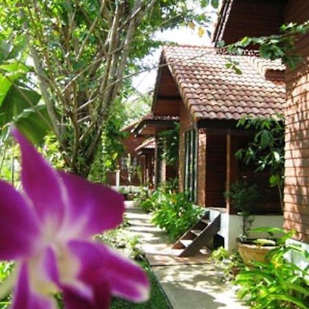 Phu Aroon Guesthouse Sukhothai Habitación foto